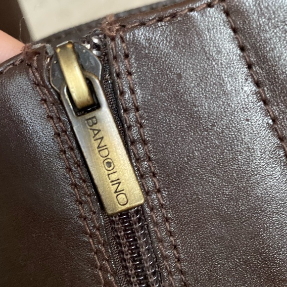 Bandolino Real Leather Almond Toe Knee High Heeled Riding Boots Size 7 1/2 - Picture 11 of 11